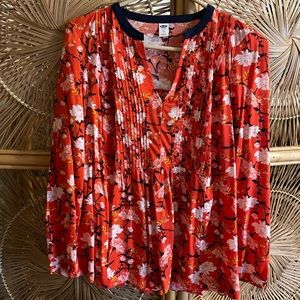 Old navy blouse